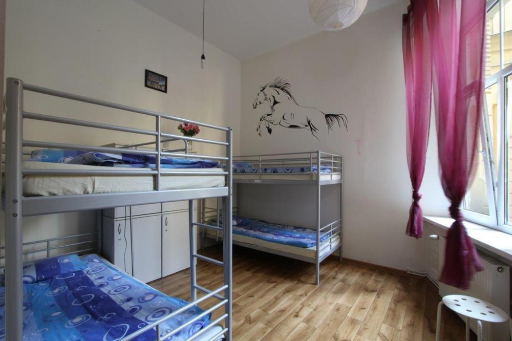 Hostel Yellow クラクフ エクステリア 写真